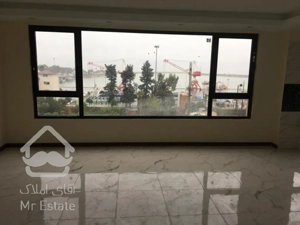 آپارتمان ۱۴۰ متری کلید نخورده