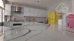 آپارتمان ۱۱۰ متری دو خوابه/ تک واحدی/ سرمایه گذاری