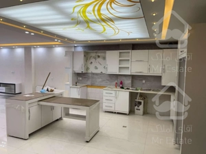 آپارتمان مشتاق/125متر/طبقه 3/معاوضه