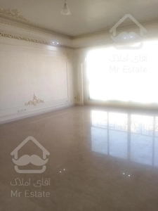 145 متر سه خوابه در بنفشه‌های بالا