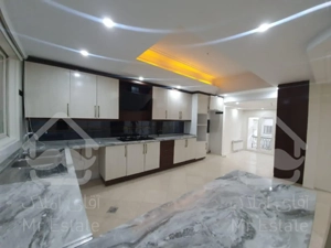 آپارتمان ۲۴۰ متر اجاره فرمانیه