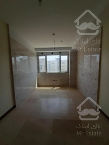 فروش ۵۰متری خطی رو به آفتاب