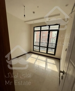 آپارتمان 94 مترب خوش نقشه غرق نور اباذر