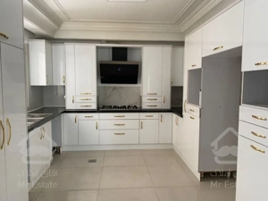 اپارتمان ۱۵۶متری / فرشته / ۳خواب / تاپ لوکیشن