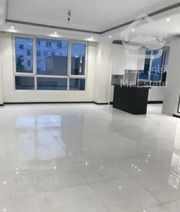 100 متر 2 خوابه خطی رو به آفتاب