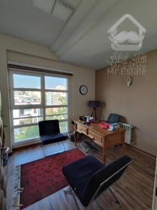 *میرداماد میدان مادر/90 متر موقعیت اداری/ویو عالی*