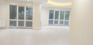 رهن و اجاره آپارتمان ۲۲۰متری در نیاوران