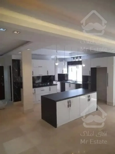 آپارتمان ۱۵۰ متری برای فروش در نیاوران