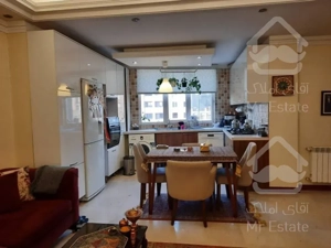 ۸۰ متر/۲ خواب/ویو دار/چهارباغ