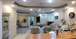 فروش اپارتمان ۹۵ متری دو خوابه چهارباغ