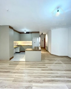 77متر 2خواب روبه آفتاب سالن پرده خور بلوار فردوس