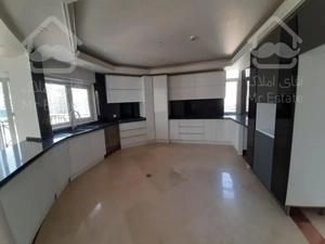 آپارتمان ۲۶۰ متر اجاره کامرانیه