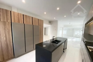 ۲۲۶متر نیاوران کلید نخورده