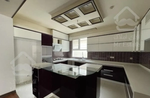 آپارتمان ۲۲۸ متری برای فروش در زعفرانیه