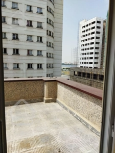 فروش واحد 92 متری در چیتگر با ویو دریاچه