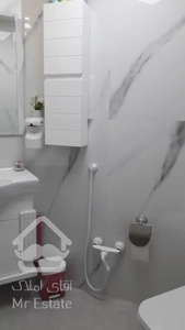 اجاره آپارتمان ۲ خواب دیزاین شده مستردار برجهای ارکیده دریاچه چیتگر