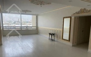 آپارتمان ۱۷۲ متری برای فروش در آجودانیه