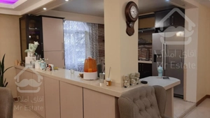 121 متر ( 3 خواب / تک واحدی / خوش نقشه ) فروشنده