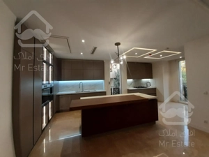 آپارتمان ۲۳۰ متر اجاره کامرانیه