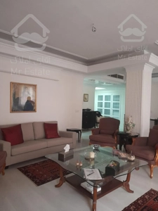 شمال جردن. بهترین فرعی. ۱۳۰متر رو به آفتاب. ورودی و حیاط مشجر.فایل کاملا شخصی