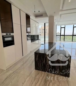 اجاره ۲۱۰متر تاپ لوکیشن دزاشیب تکواحدی مدرن ۲پارکینگ