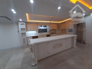 آپارتمان ۲۲۵ متر اجاره فرمانیه