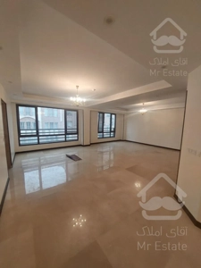 ۲۱۵ متر ۳ خواب ۳ پارکینگ تک واحدی پاسداران هروی