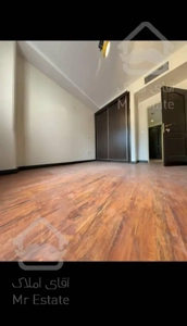 شهرک غرب 132متر 2پارکینگ (بازسازی مینیمال)