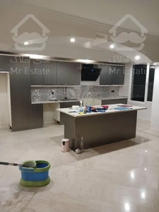 قلب جردن. ۱۵۷متر. بازسازی شده لوکس. ۳۰متر انباری. قدرالسهم دار