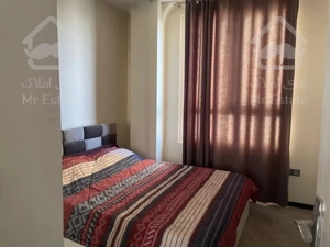 شهرک غرب ۱۳۰متر/۳خواب/۳ساله/کم واحد