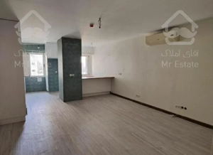 فروش آپارتمان دیزاین شده خوش نقشه برجهای پامچال دریاچه چیتگر