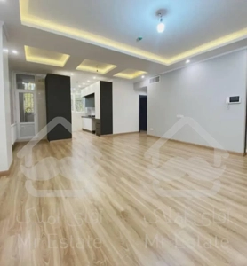 ۷۵ متر ۲ خواب فول امکانات سالن پرده خور روبه آفتاب