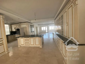 آپارتمان ۱۹۲ متری برای رهن و اجاره در حکمت