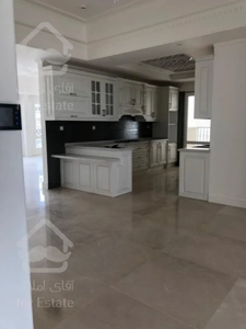 کامرانیه جنوبی ۳۵۰متر کلید نخورده