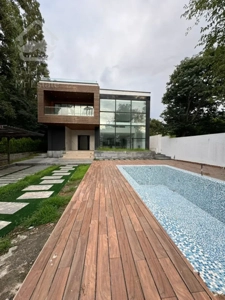 رهن و اجاره ویلا مدرن ۹۰۰متری لوکس استخردار رویان