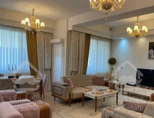 ۱۲۲متر /سالن پرده خور/فول امکانات/خوش نقشه قابل چیدمان