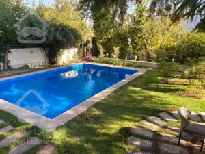 ۲۶۰ متر ویلا شهرک غرب یک از دو