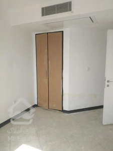 100متر/بدون مشرف/طبقه18/برج مروارید