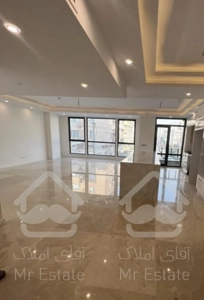 ۹۰ متری سالن پرده خور چهارباغ شرقی