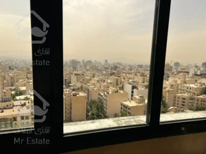 زعفرانیه 180 متر طبقه 12 با دید کل تهران و 12 متر بالکن