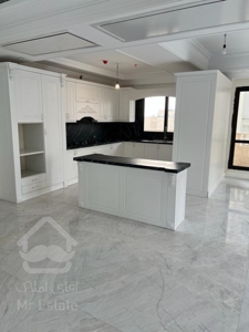 فروش آپارتمان ۱۲۶ متری در نیاوران