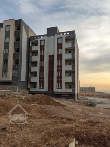 آپارتمان ۹۰ متری دو خوابه نوساز