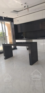 فروش آپارتمان۱۲۱متری در نیاوران