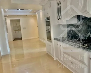 آپارتمان160متری سه خوابه/تحویل برج 11/ دو پارکینگ