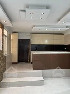 87متر/زیرقیمت/خوش نقشه/هجرت