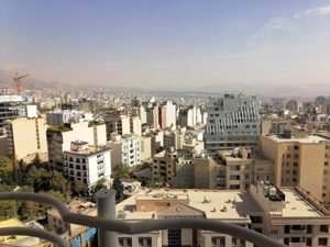 زعفرانیه 180 متر طبقه 12 با 15 متر بالکن