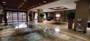 ۲۱۲متر ، با۵تراس قلب پایتخت