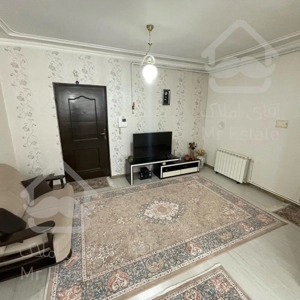 ۴۲ متر یک خواب دارای پارکینگ واسانسور