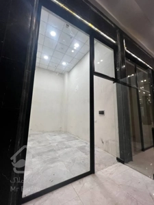 اجاره مغازه ۳۸ متری در پاساژ کنار مترو حسین آباد