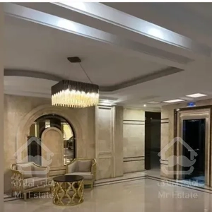 ۱۱۰ متر/۵ ساله مشابه نوساز/۲ پارکینگ باکس سندی